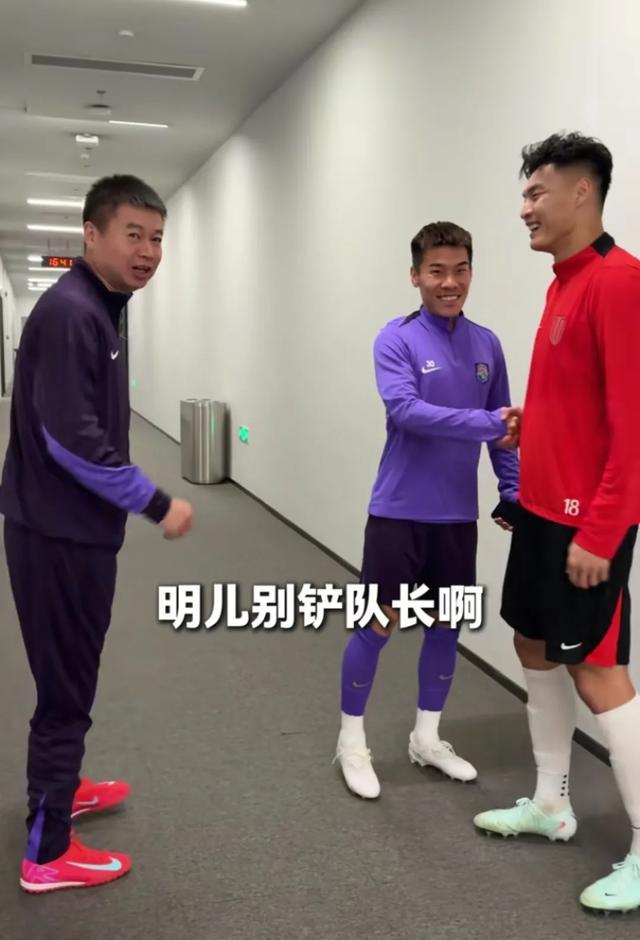 关于G2教练压力巨大！，TheShy遭遇十二持续失利比赛高潮迭起的信息-开云