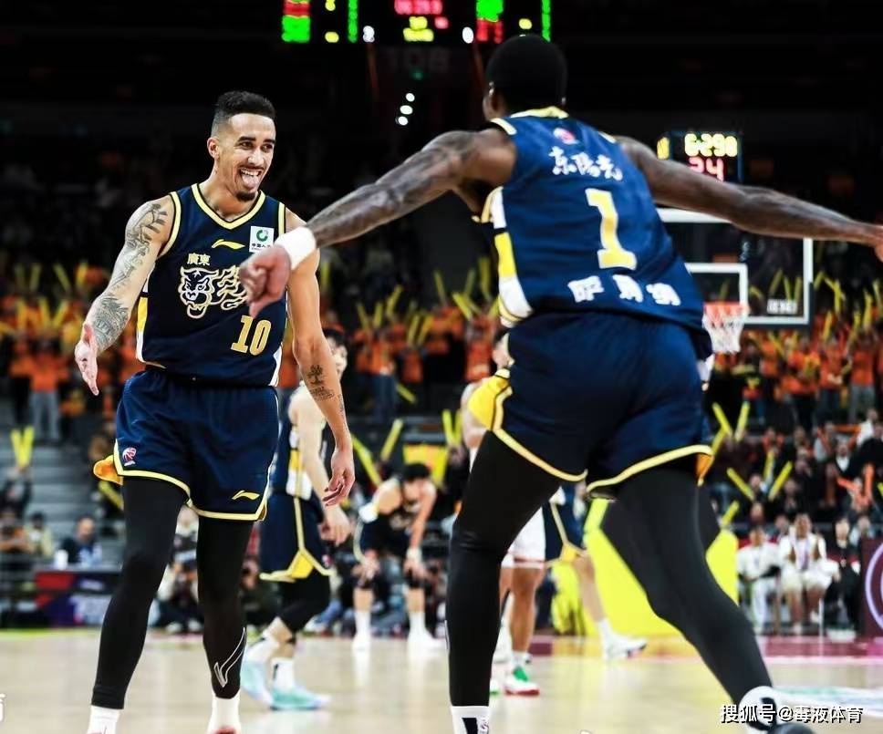 关于赛地聚焦：CBA常规赛今夜热度飙升，圣安东尼奥马刺扳平良机，质疑声仍在，球队文化再被提及的信息-开云App